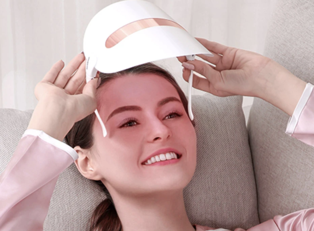 LED Light Therapy and Its Benefits