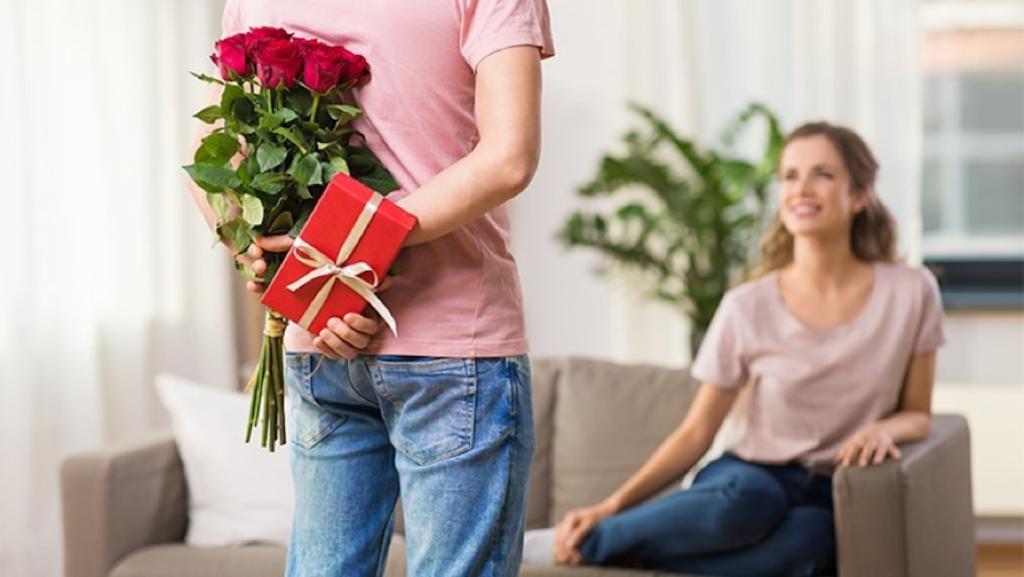 10 First Valentine’s Day Gifts for Him and Her in 2021