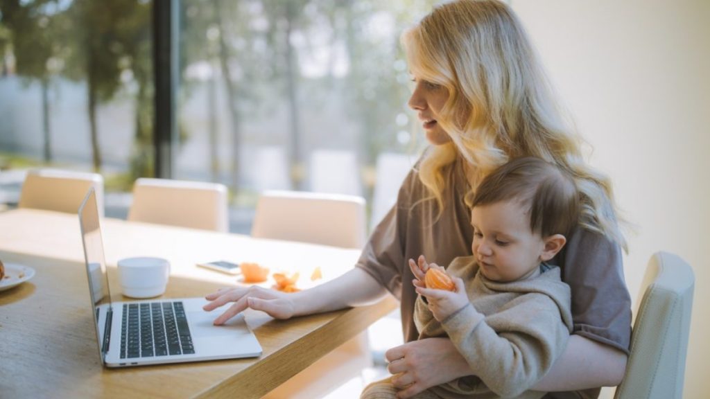 5 Ways How To Work From Home With A Baby