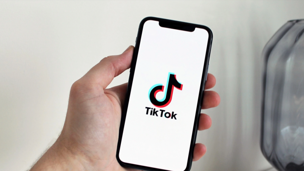 Top Apps For Making TikToks And Reels