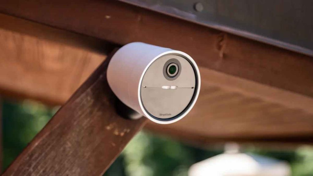 3 Reasons to Install a Security Camera in Your Home