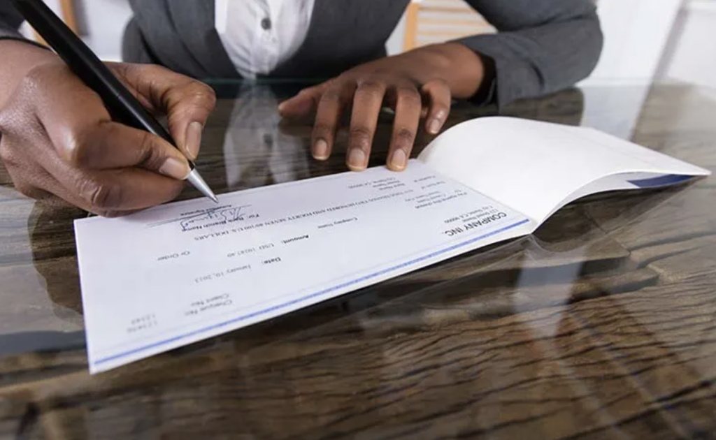 4 Top Things You Should Know About Personal Checks