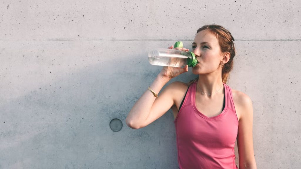 Easy Ways to Stay Hydrated and Healthy This Summer