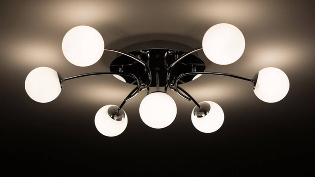 6 Interesting Advantages to Switching to Energy-Efficient Lighting Solutions